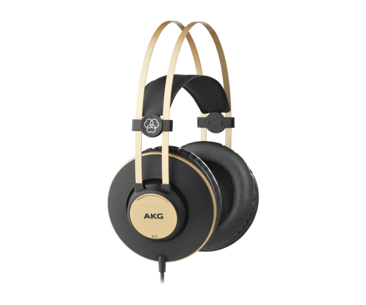 AKG K92