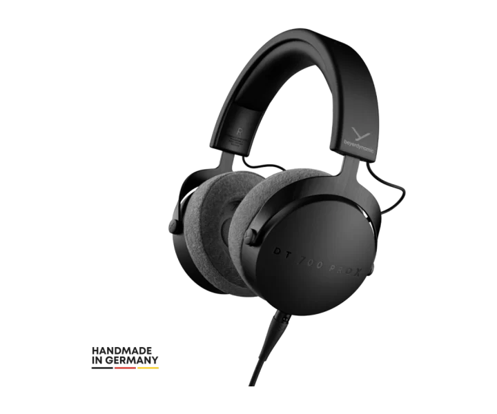beyerdynamic DT 700 PRO X